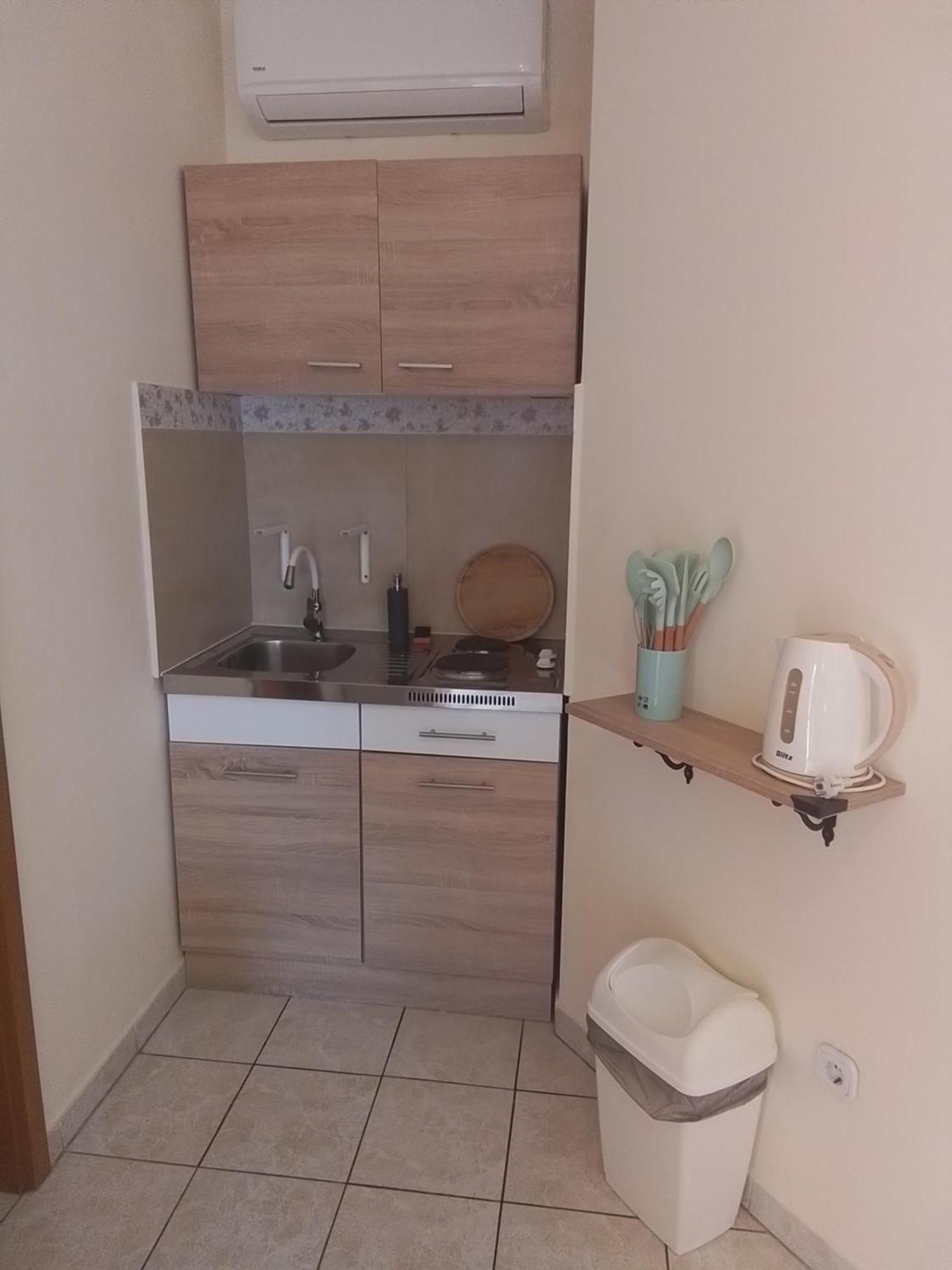 Apartmani Fani 2 Min Walking From Sea Orebić Екстериор снимка