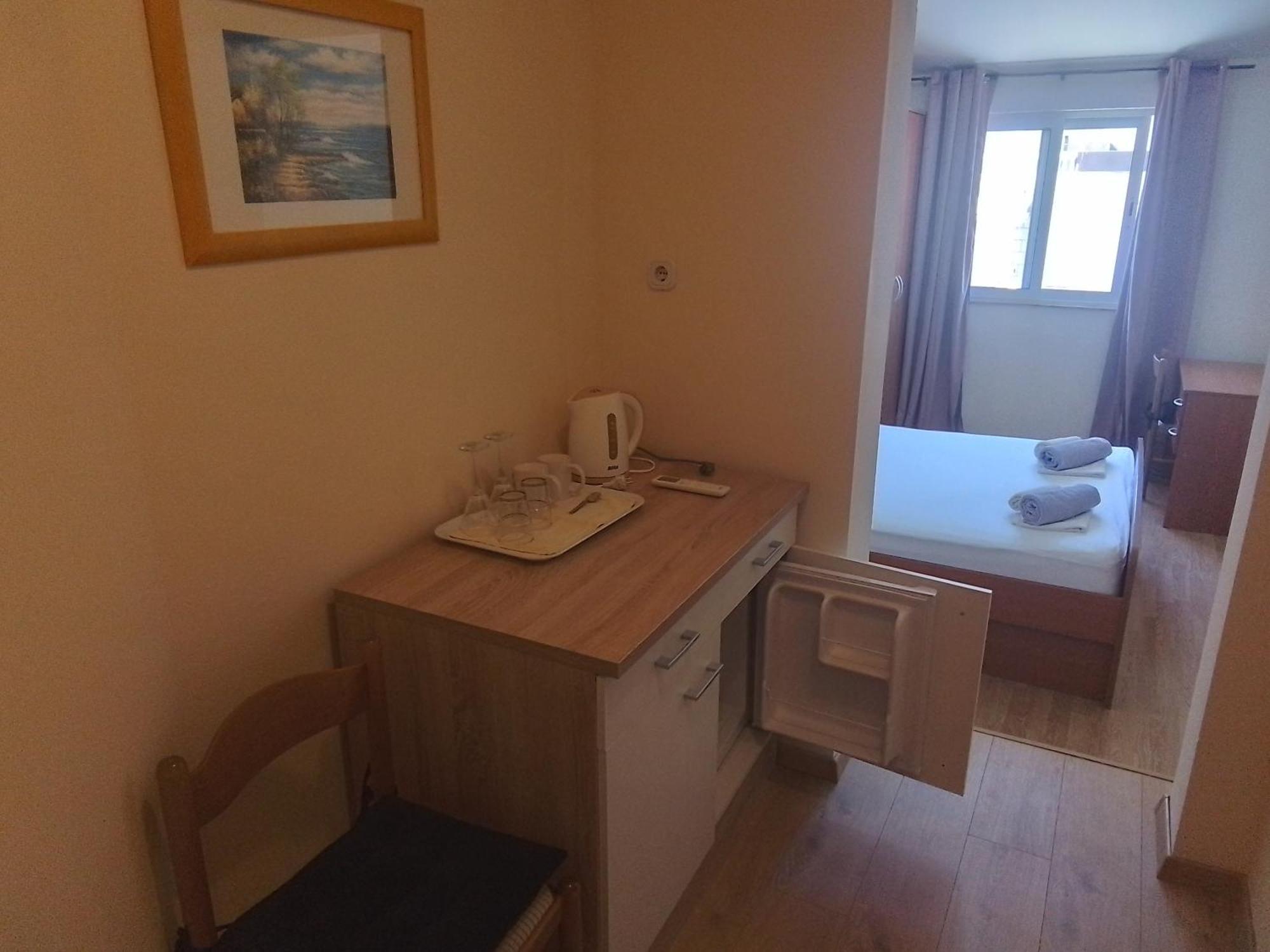 Apartmani Fani 2 Min Walking From Sea Orebić Екстериор снимка