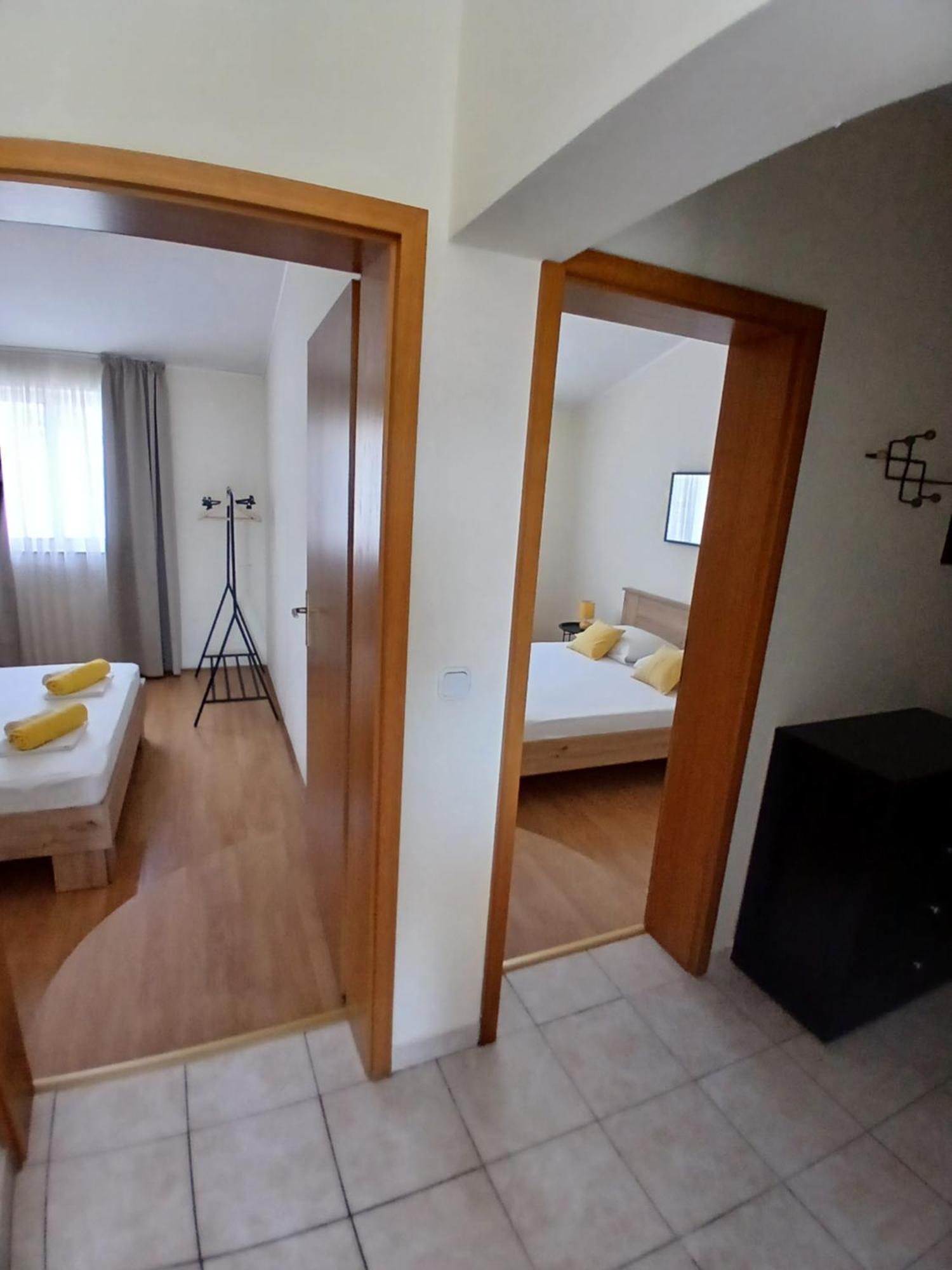 Apartmani Fani 2 Min Walking From Sea Orebić Екстериор снимка