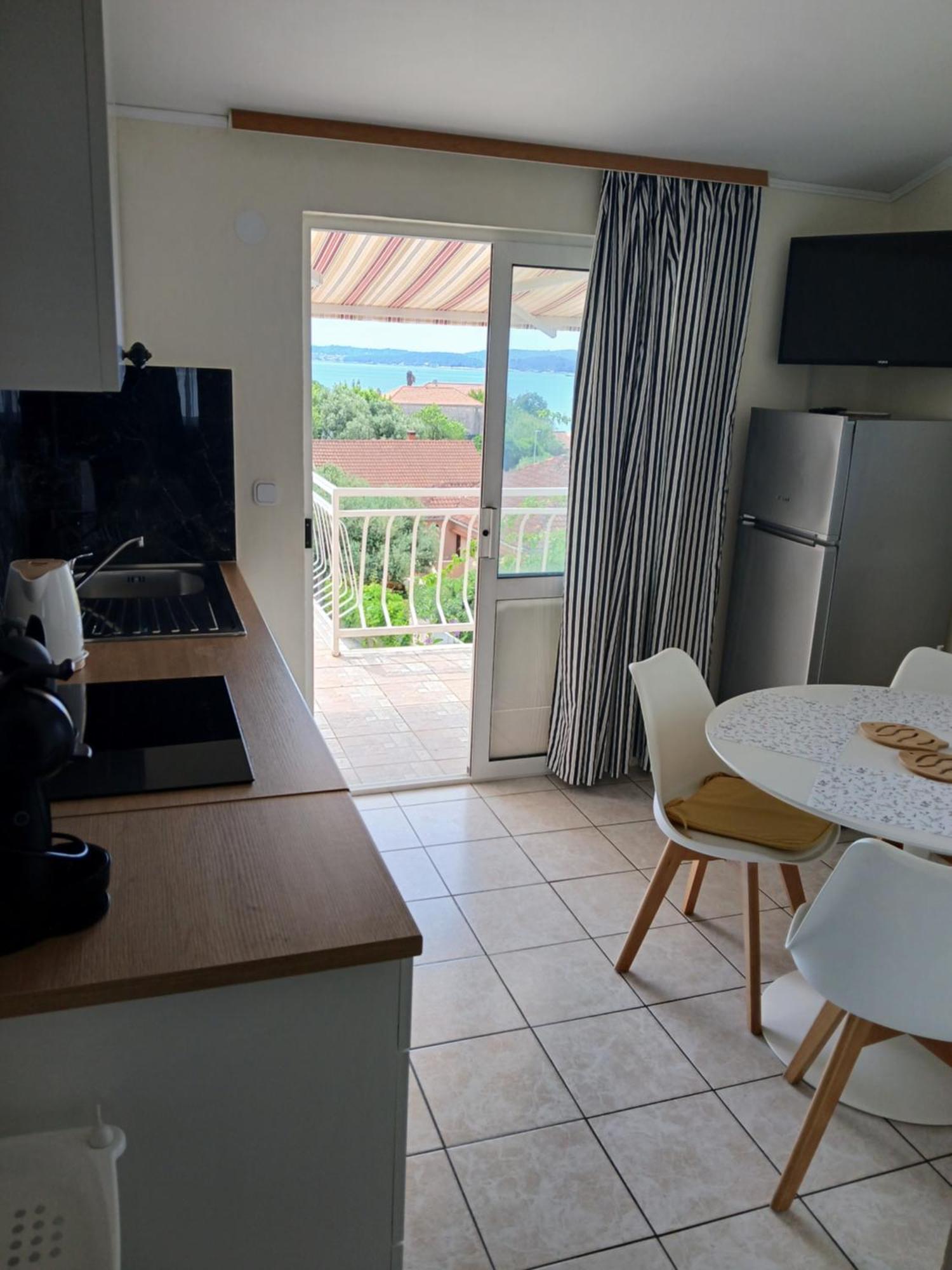 Apartmani Fani 2 Min Walking From Sea Orebić Екстериор снимка